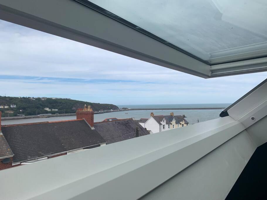 No 11, Fishguard, Ideal For Beach, Coastal Path And Town! Εξωτερικό φωτογραφία