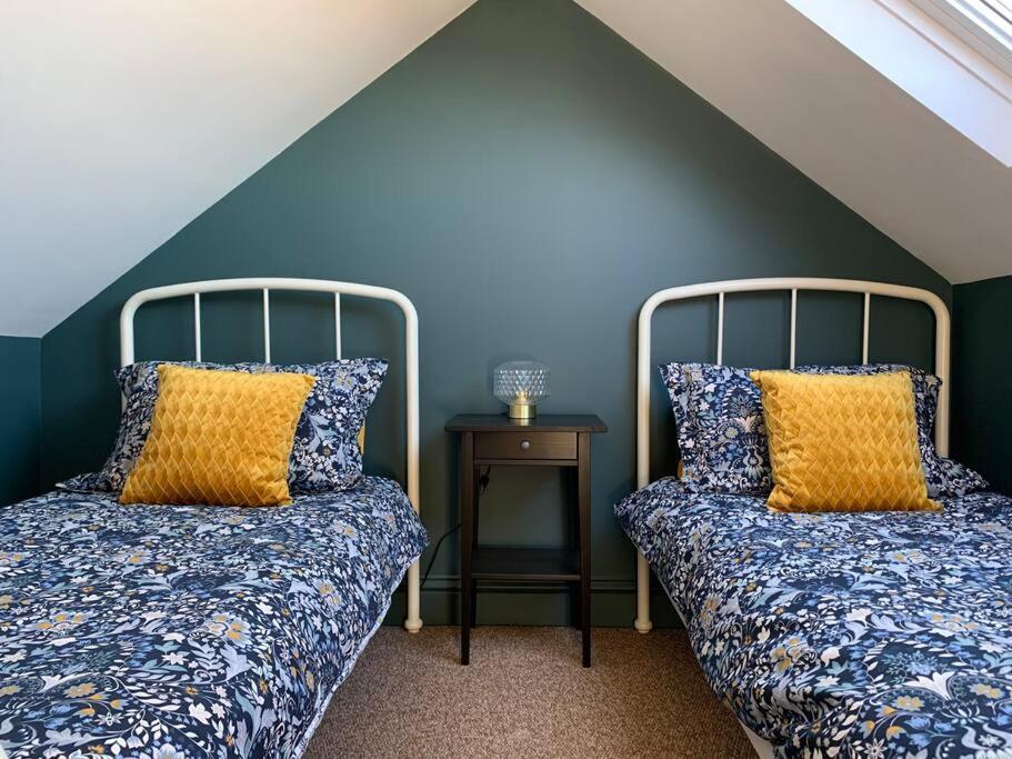 No 11, Fishguard, Ideal For Beach, Coastal Path And Town! Εξωτερικό φωτογραφία